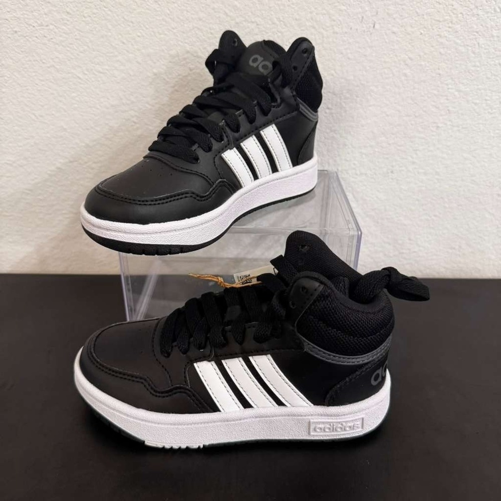 Adidas Hoops 3.0 Mid Basketball Shoes GW0402‎ Black White Kids 11 New